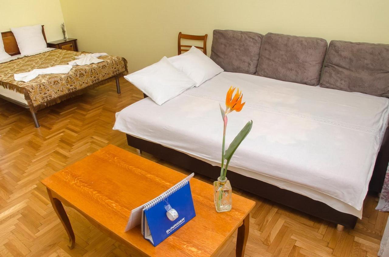 Apartament Na Adamkovskoy Daire Brest Dış mekan fotoğraf